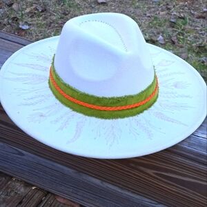 LAINEY WILSON STYLE CUSTOM BURNED HAT